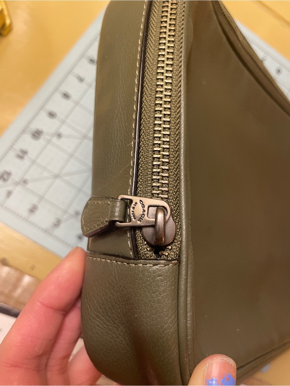 Coach Olive Green Leather Zippered Tech/Travel bag - Picture 5 of 6